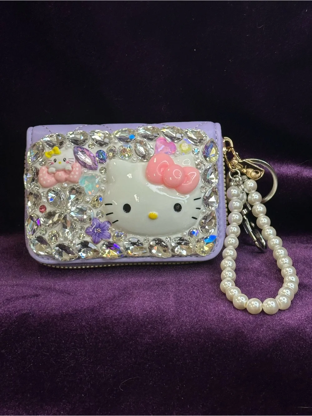 crystal Hello Kitty sparkle zip pouch + pearl wristlet 🐥